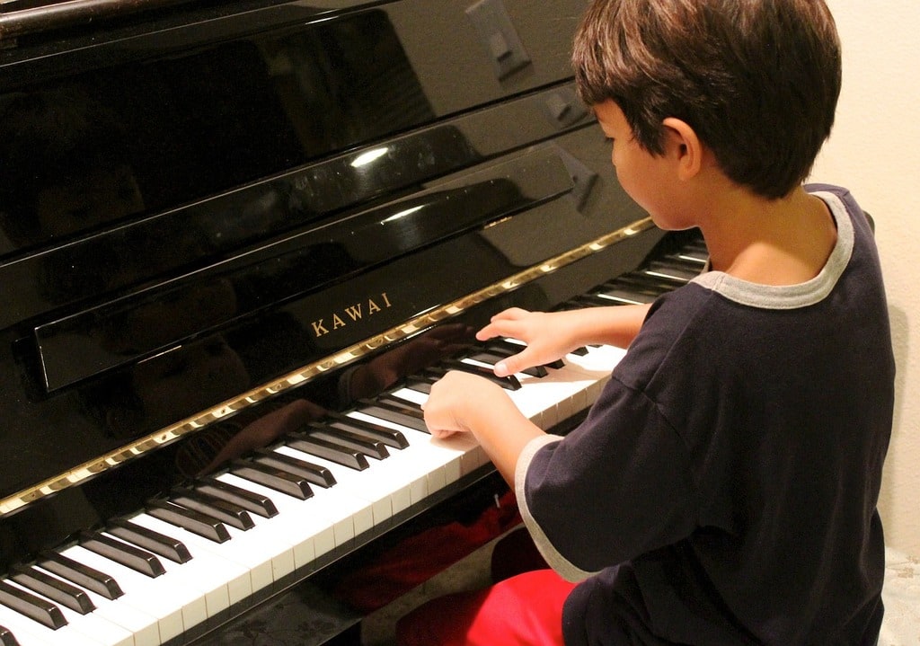 Les avantages et inconvénients des pianos numériques