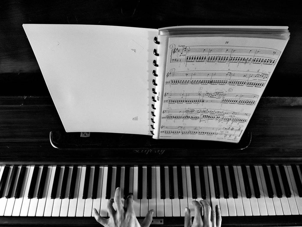 Les marques de pianos abordables et de bonne qualité pour les débutants