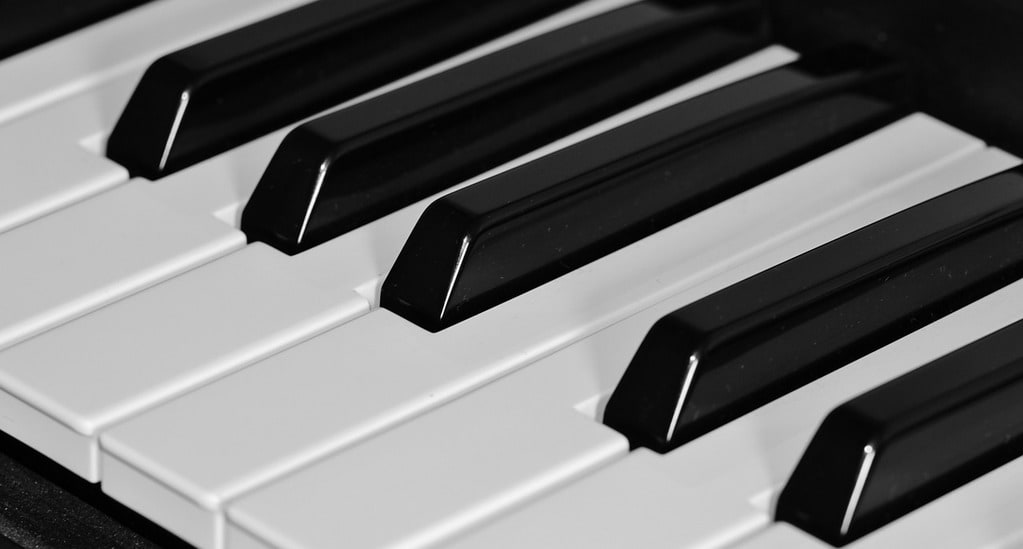Pianos droits : tout savoir sur ces instruments de musique